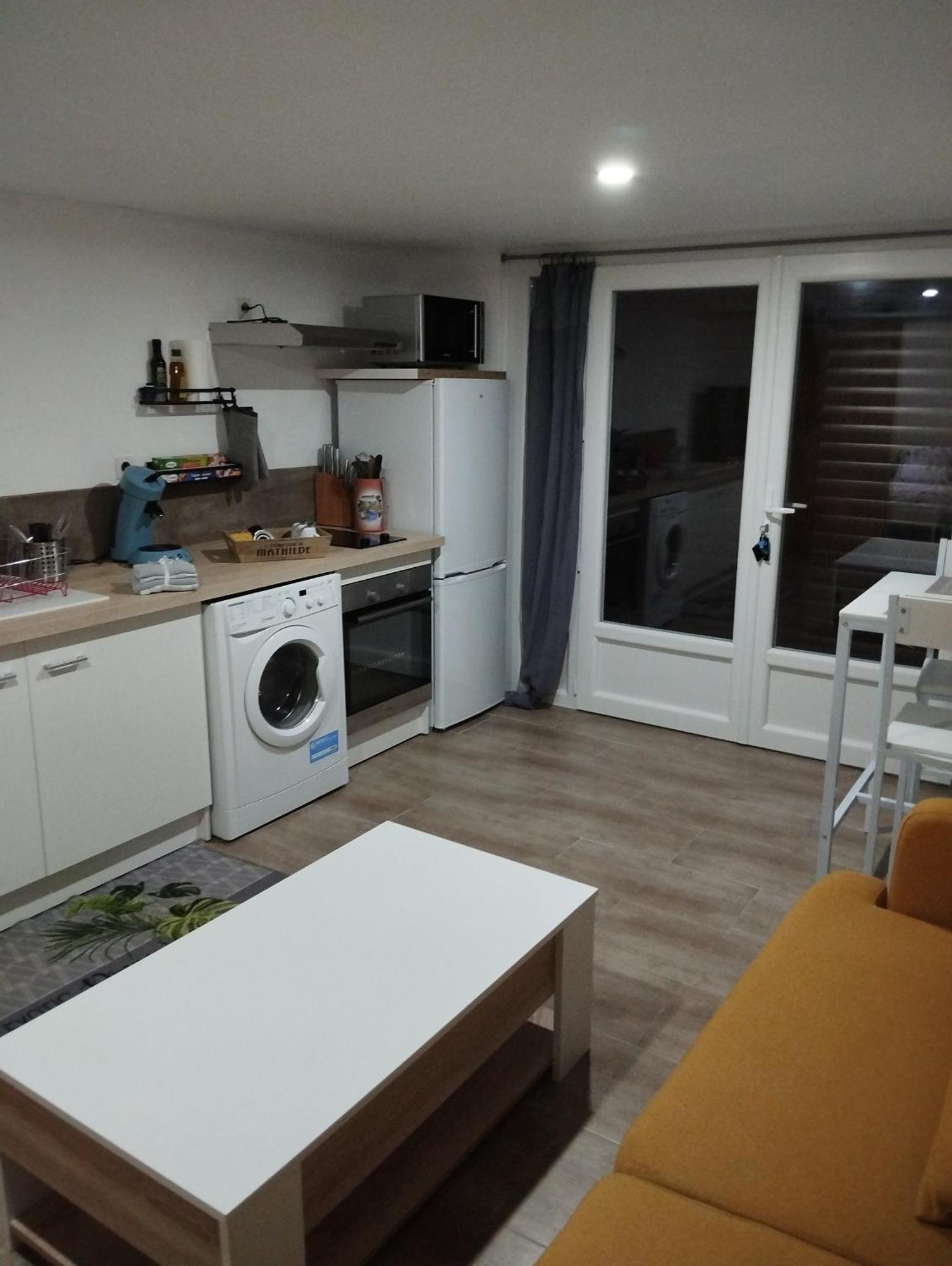 Appartement Cosy Avec Exterieur Saint-Privat-des-Vieux Exterior photo